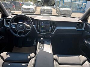 Volvo  B4 D AWD R Design Geartronic