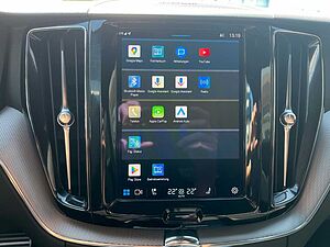 Volvo  B4 D AWD R Design Geartronic