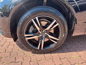 Volvo  B4 D AWD R Design Geartronic