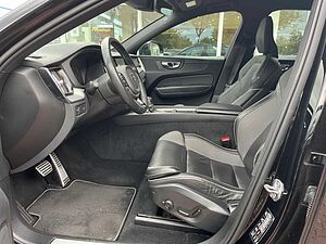Volvo  D4 R Design Geartronic
