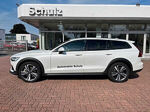 Volvo  B5 AWD Ultimate Auto