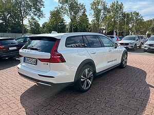 Volvo  B5 AWD Ultimate Auto
