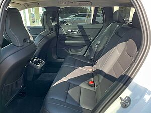 Volvo  B5 AWD Ultimate Auto
