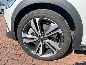 Volvo  B5 AWD Ultimate Auto