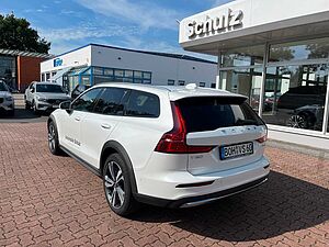 Volvo  B5 AWD Ultimate Auto