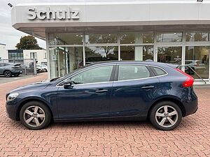Volvo  D4 Momentum 5 Zylinder 177 PS