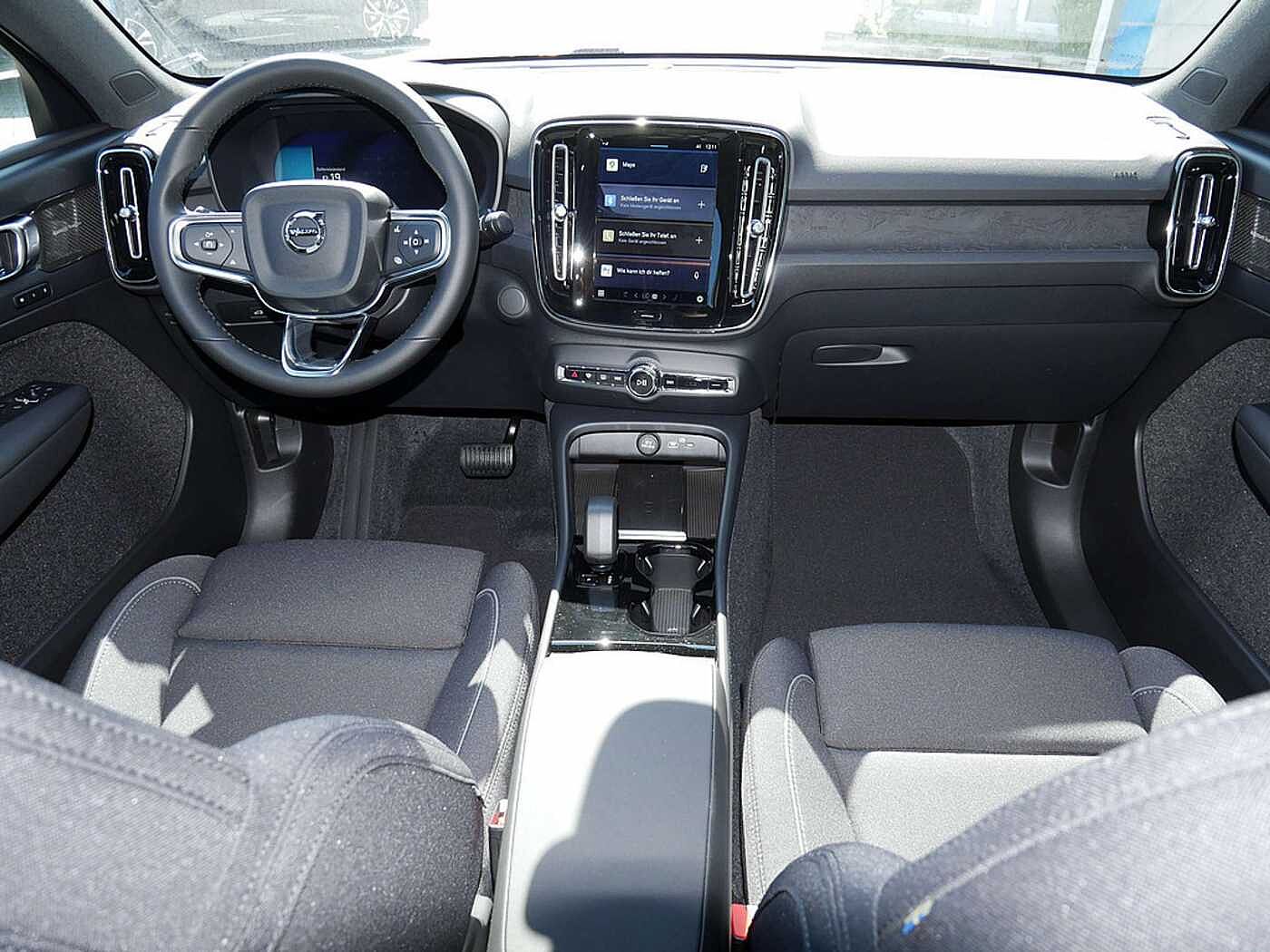 Volvo  Recharge Single Motor Ultimate LED PANO