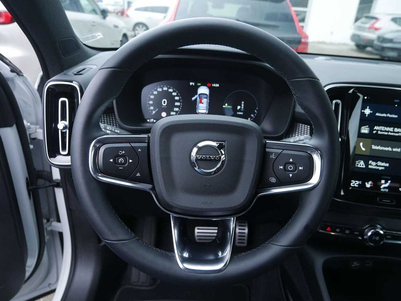 Volvo  T5 Twin Engine KLIMA SHZ NAVI LED