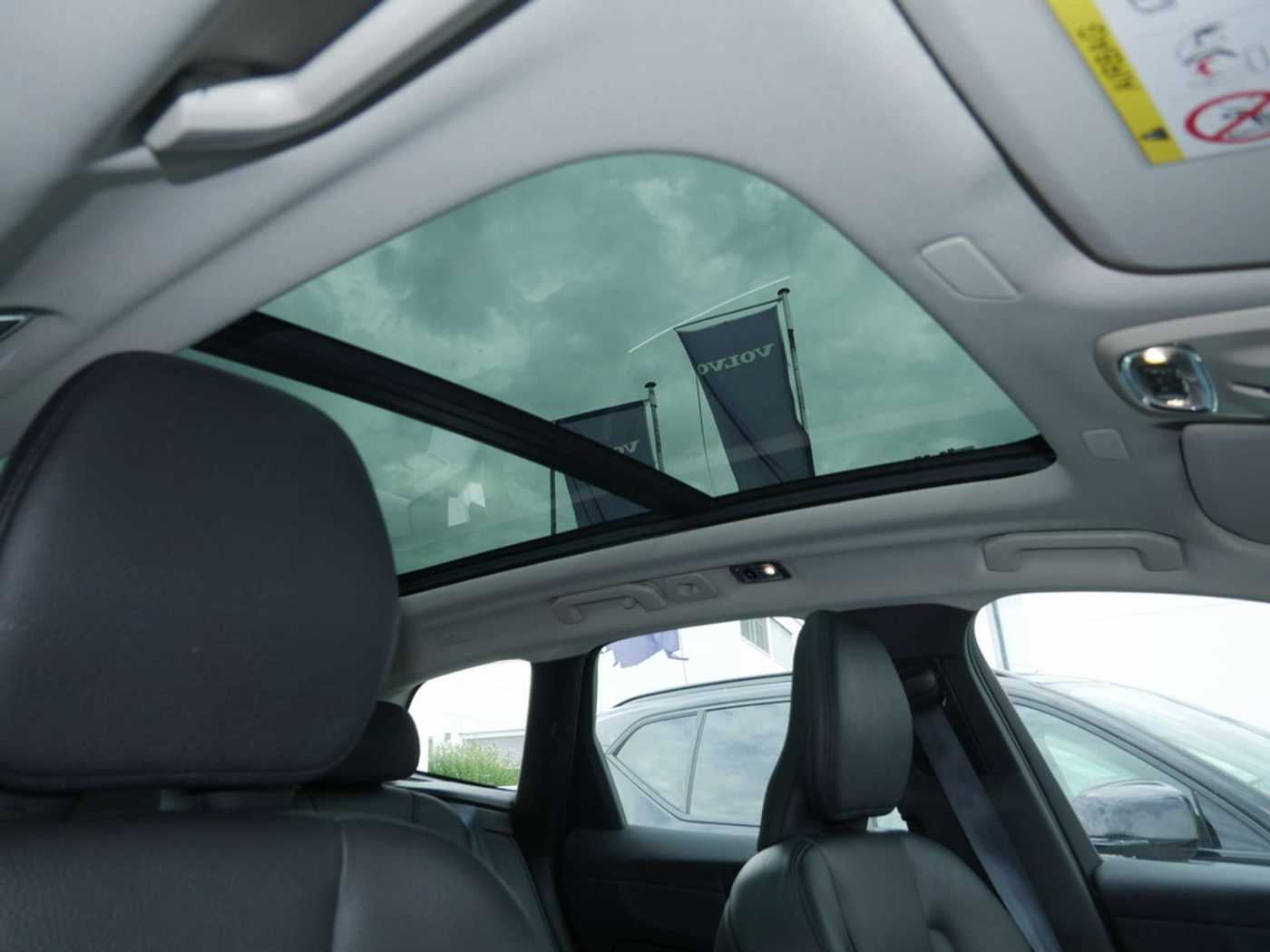 Volvo  T6 Recharge Inscription AWD PANO 360°