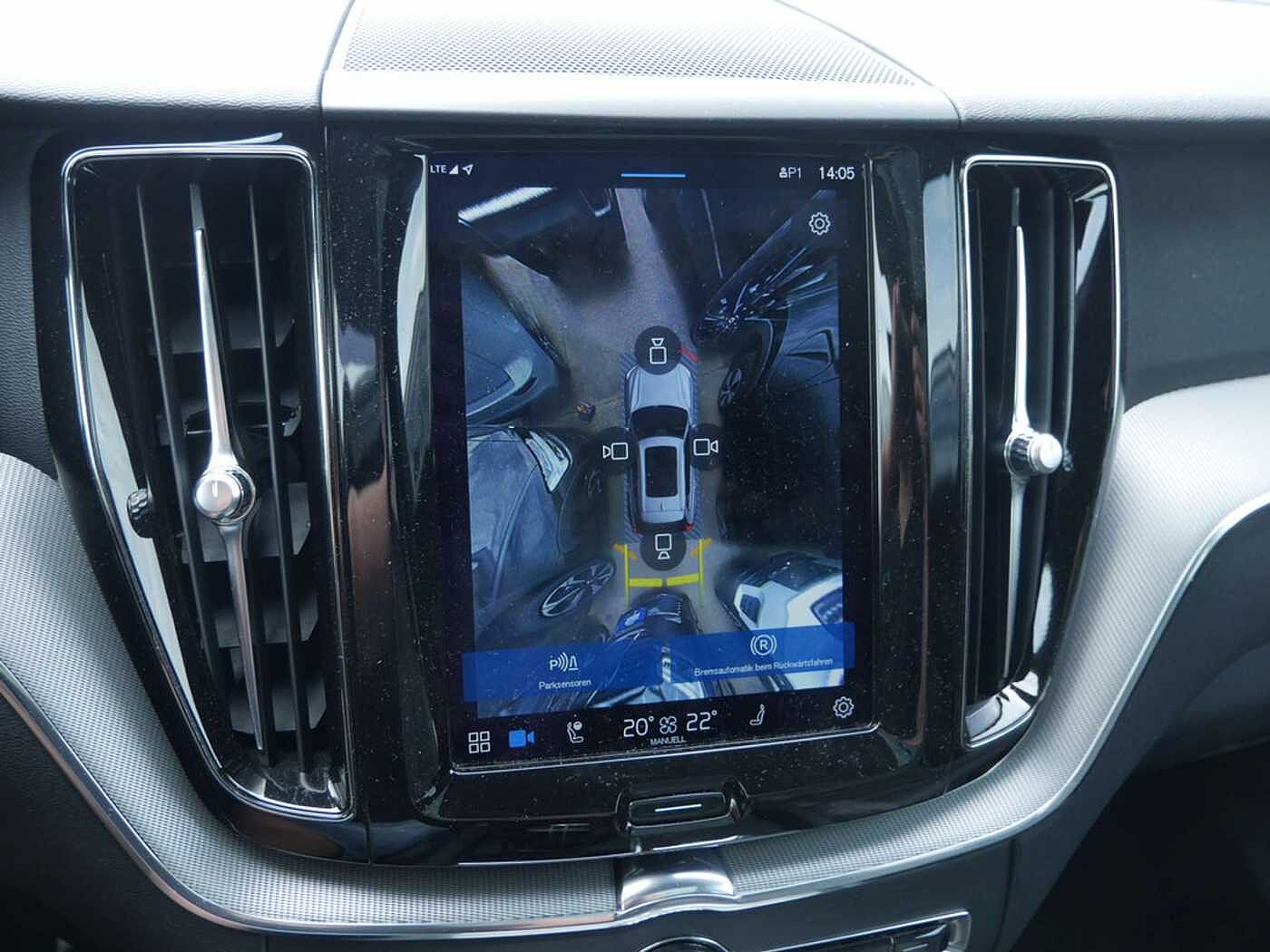 Volvo  B4 R Design AWD ACC HUD LED PANO 360°