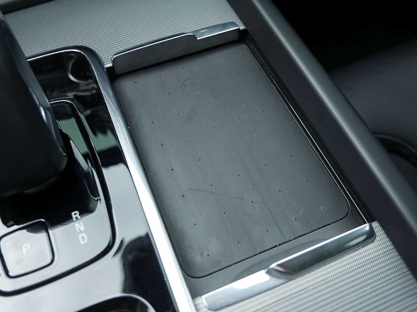 Volvo  T8 Ultimate Dark Recharge Plug-In Hybrid AWD
