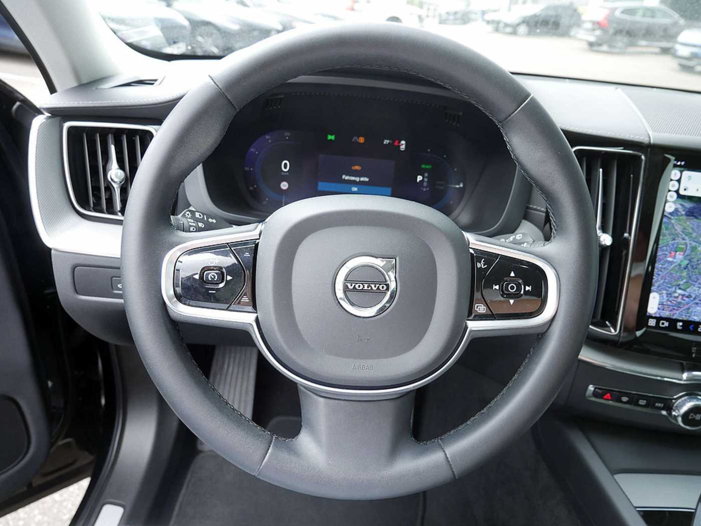 Volvo  T8 Ultimate Dark Recharge Plug-In Hybrid AWD
