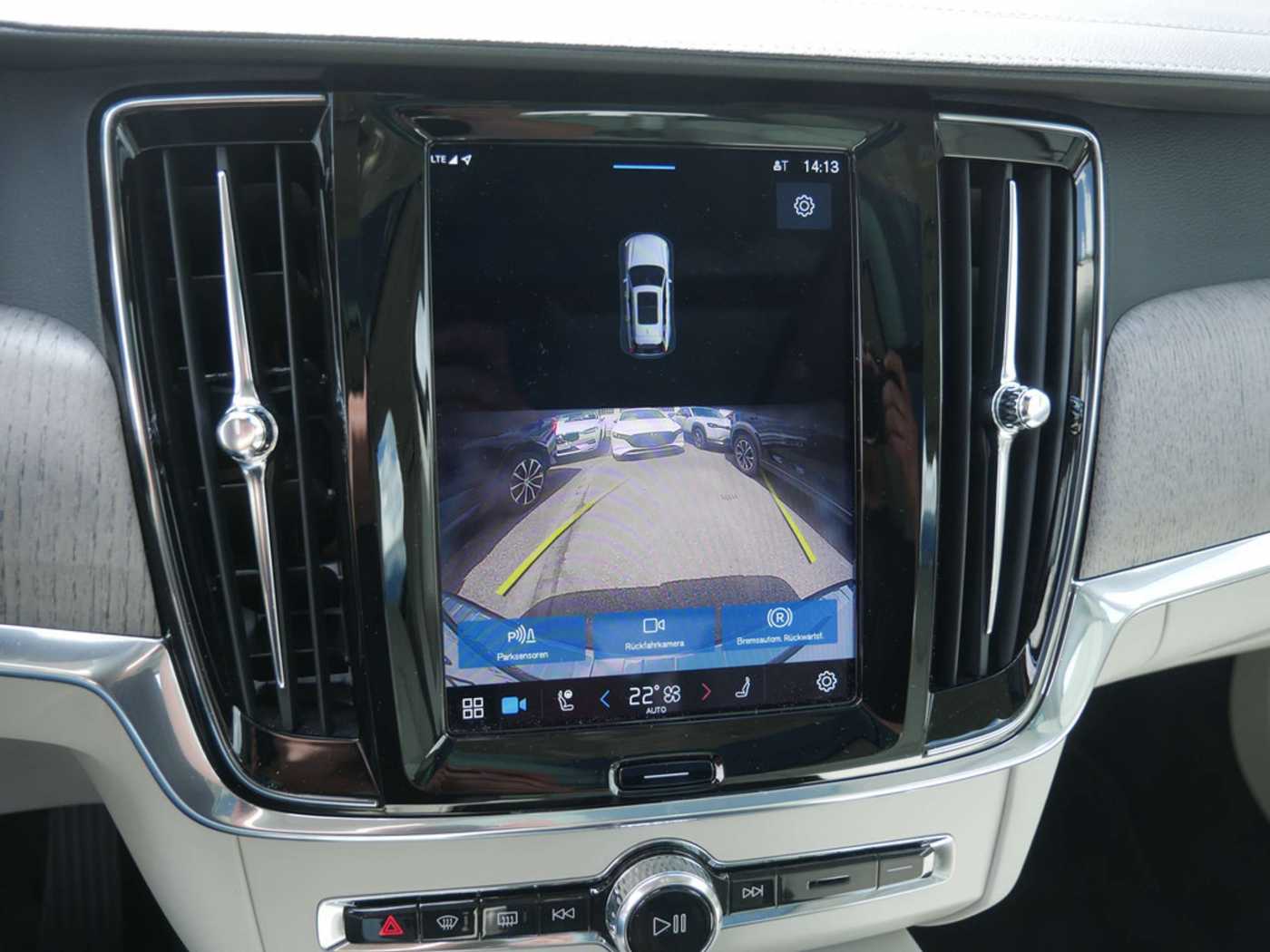 Volvo  T8 Recharge AWD NAVI AHK ACC HUD LED PANO