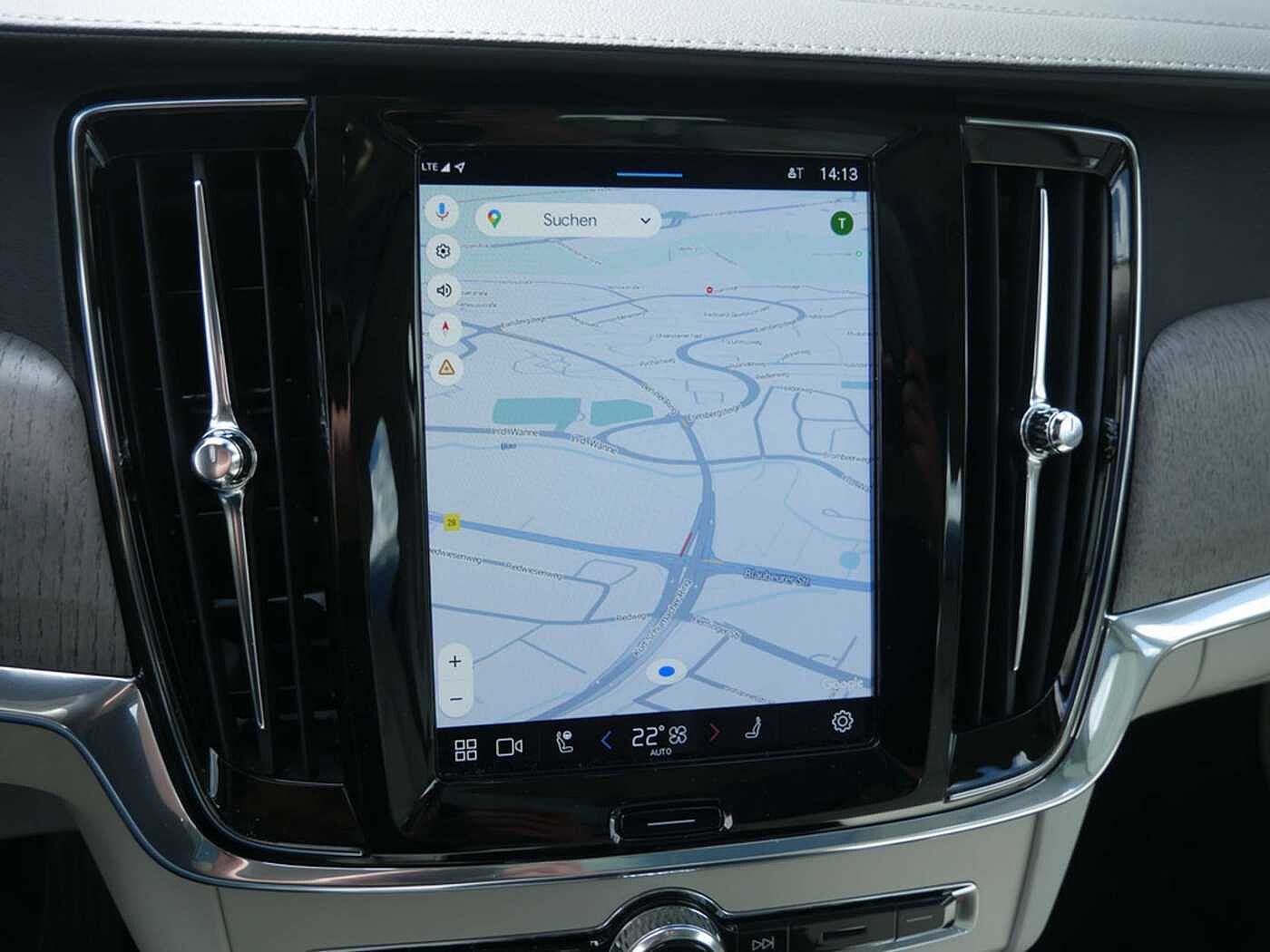 Volvo  T8 Recharge AWD NAVI AHK ACC HUD LED PANO