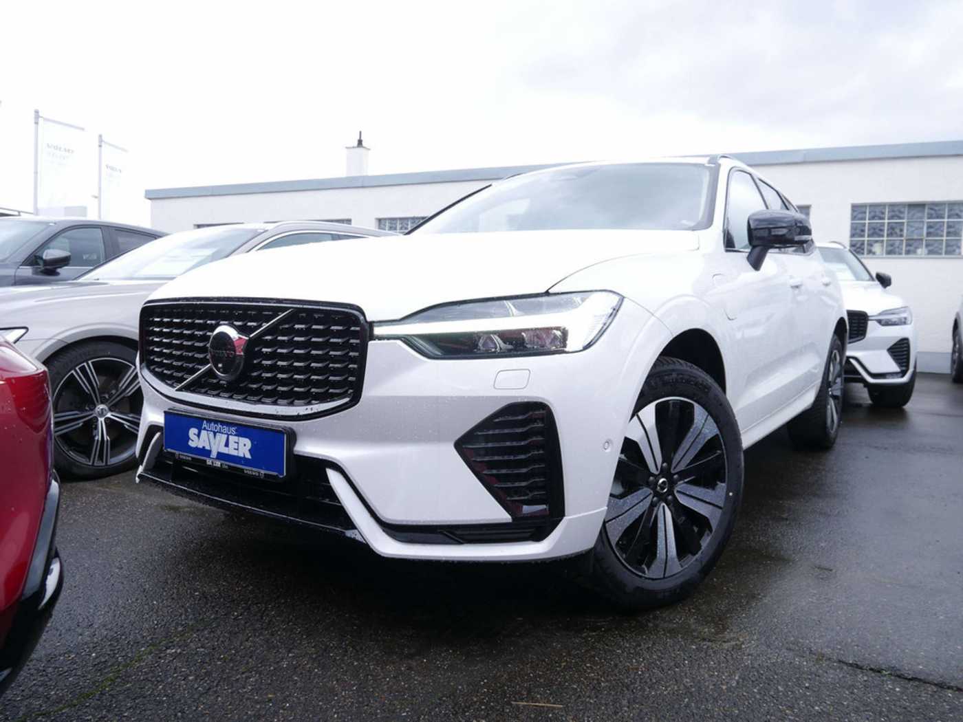Volvo  T6 Recharge Plus Dark AWD LED PANO 360°