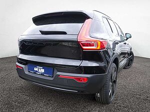 Volvo  B4 Plus Black Edition NAVI ACC LED 360°