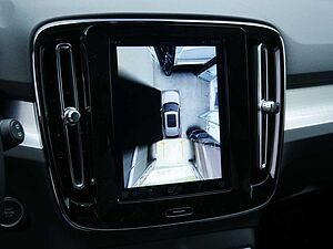 Volvo  B4 Plus Black Edition NAVI ACC LED 360°