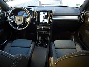 Volvo  B3 Plus Dark SHZ H/K NAVI ACC LED 360°