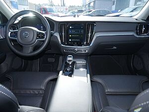 Volvo  CC B5 Ultimate AWD B&W AHK STANDHZ 360°