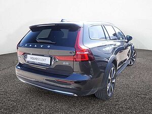 Volvo  CC B5 Ultimate AWD B&W AHK STANDHZ 360°