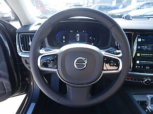 Volvo  CC B5 Ultimate AWD B&W AHK STANDHZ 360°