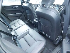 Volvo  D4 Momentum Pro LEDER KAMERA NAVI LED