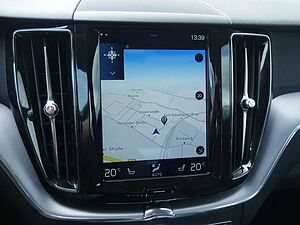 Volvo  D4 Momentum Pro LEDER KAMERA NAVI LED