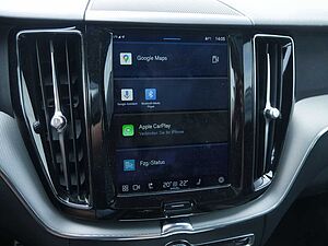 Volvo  B4 R Design AWD ACC HUD LED PANO 360°