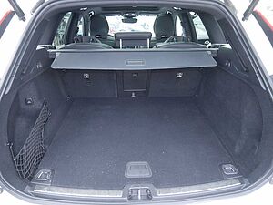 Volvo  B4 R Design AWD ACC HUD LED PANO 360°