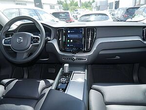 Volvo  B4 Plus Dark AWD NAVI AHK STANDHZ LED