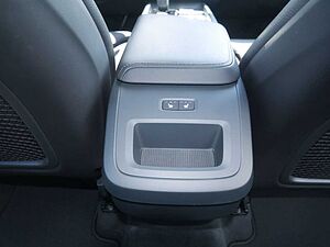 Volvo  B4 Plus Dark AWD NAVI AHK STANDHZ LED