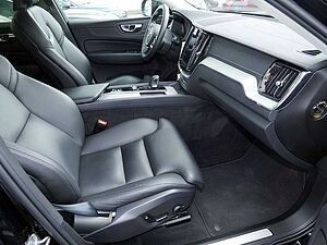 Volvo  T8 Ultimate Dark Recharge Plug-In Hybrid AWD