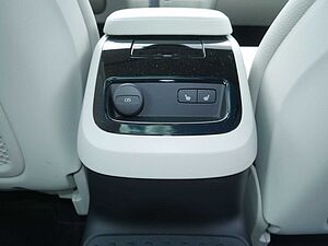 Volvo  T8 Recharge AWD NAVI AHK ACC HUD LED PANO