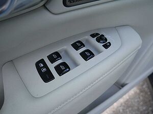 Volvo  T8 Recharge AWD NAVI AHK ACC HUD LED PANO