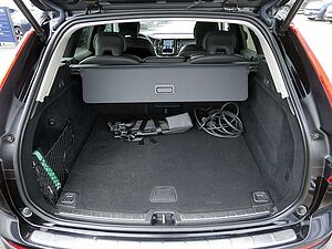 Volvo  T8 Ultimate Dark Recharge Plug-In Hybrid AWD
