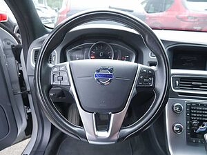 Volvo  T4 KLIMA PDC SHZ LEDER KAMERA XENON NAVI