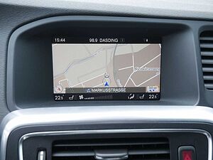 Volvo  T4 KLIMA PDC SHZ LEDER KAMERA XENON NAVI