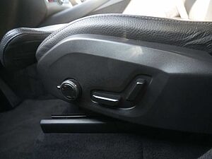 Volvo  T8 Plus Bright Recharge Plug-In AWD LED