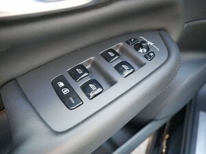 Volvo  T8 Plus Bright Recharge Plug-In AWD LED