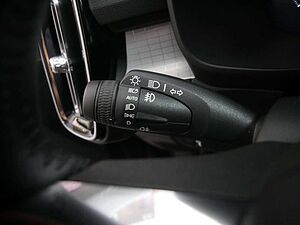Volvo  T5 AWD H/K NAVI AHK ACC LED PANO 360°