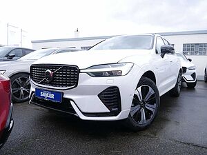 Volvo  T6 Recharge Plus Dark AWD LED PANO 360°