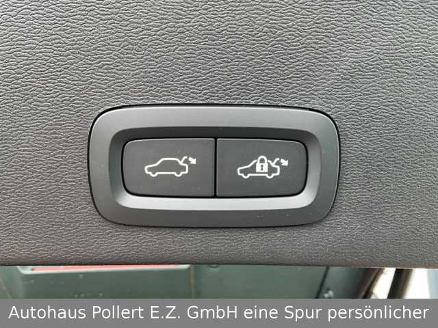 Volvo  Pure Electric Plus