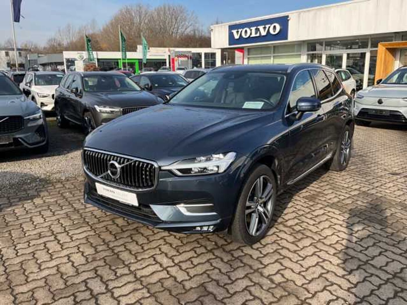 Volvo  B4 AWD Mild Hybrid Diesel Inscription