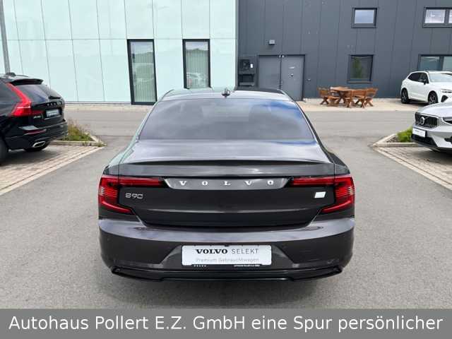 Volvo  T8 Ultimate Dark Recharge Plug-In Hybrid