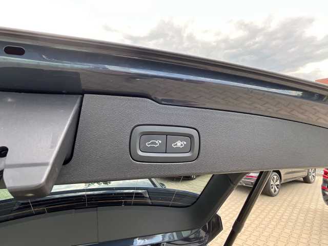 Volvo  Kombi Core