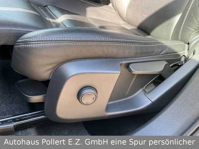 Volvo  T5 Inscription Recharge Plug-In Hybrid 2WD