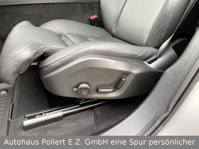 Volvo  Plus Dark Recharge Plug-In T6 Hybrid AWD