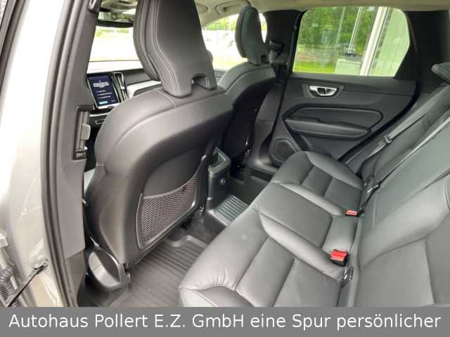 Volvo  Plus Dark Recharge Plug-In T6 Hybrid AWD