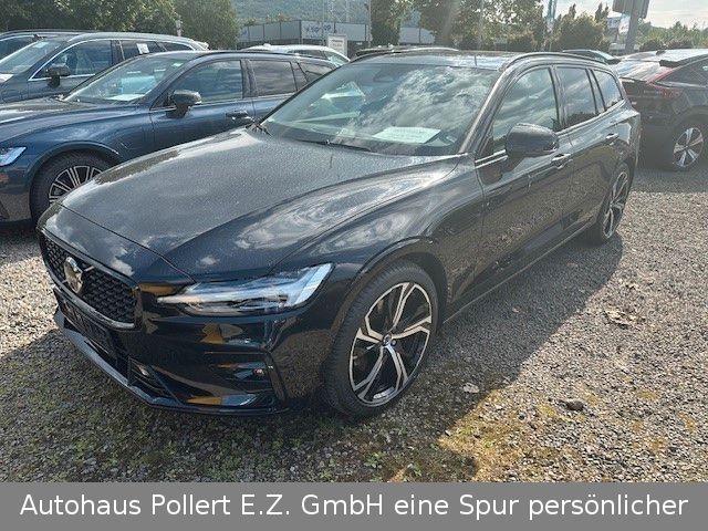 Volvo  B4 (Benzin) Plus Dark