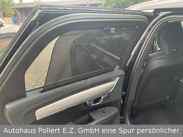 Volvo  T6 Plus Bright Recharge Plug-In Hybrid AWD